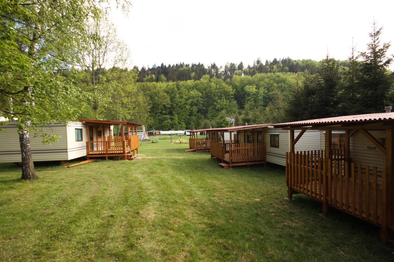 Mobilheim Kemp Rožnov pod Radhoštěm Exteriör bild